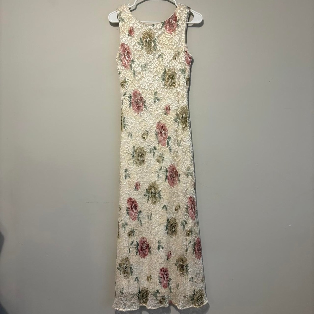 Vintage Sheri Martin New York creamy white floral maxi lace dress